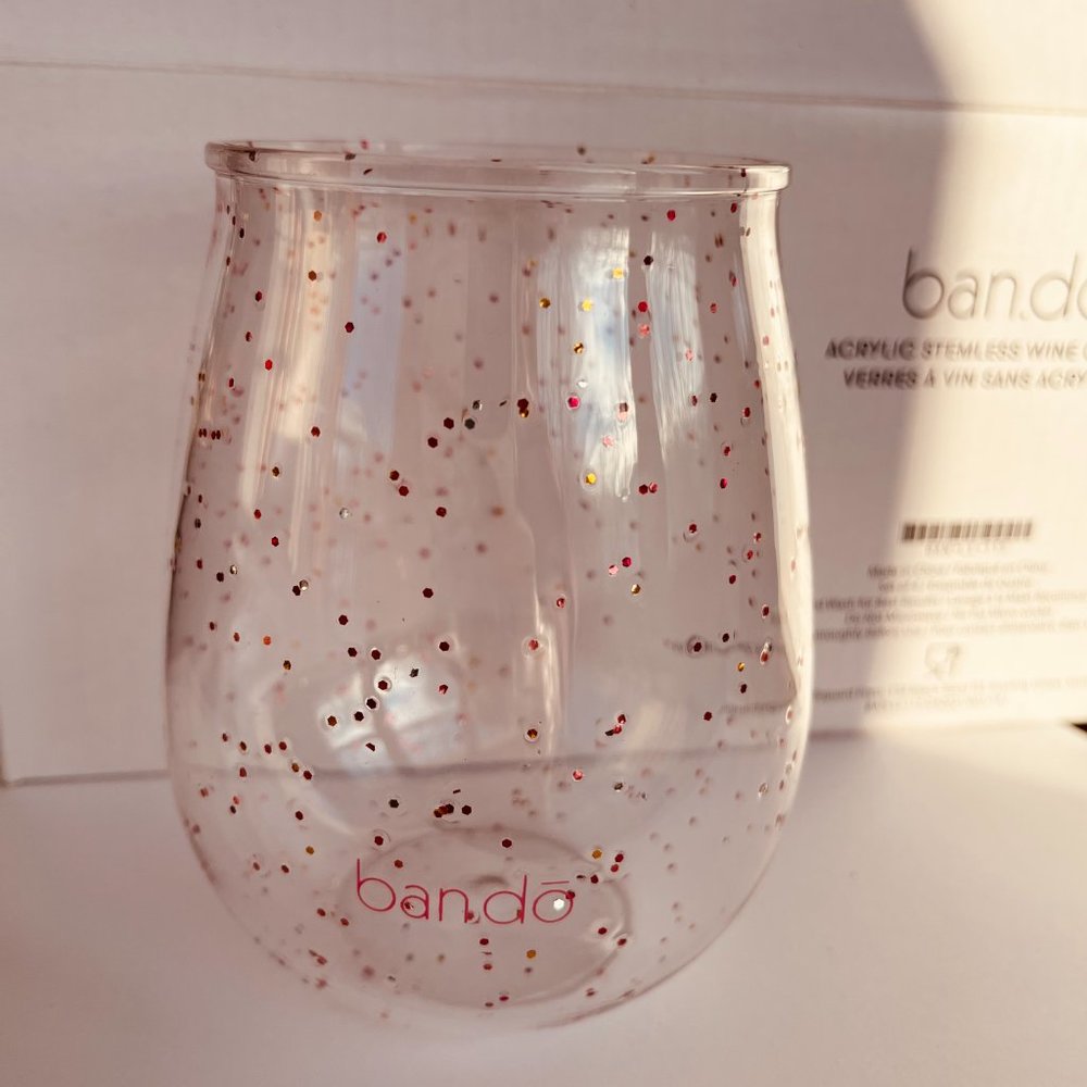 NEW IN BOX 4 Unbreakable Pink and Gold Sparkle Stemless Wine Glasses